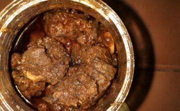 കിണ്ണം കിണ്ണം അച്ചാർ