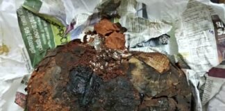 മണ്ണിൽ ചുട്ടെടുത്ത കോഴിയുടെ രുചി അറിയണമെങ്കിൽ ഓർമിക്കുക ഈ പേരുകൾ ..