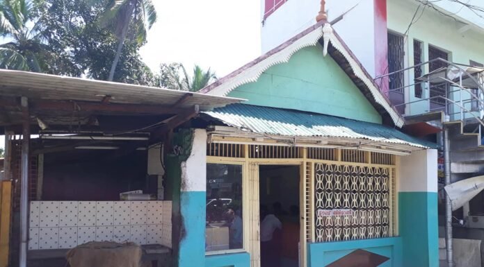 കൊച്ചണ്ണന്റെ കട ഒരു മാസ്സ്