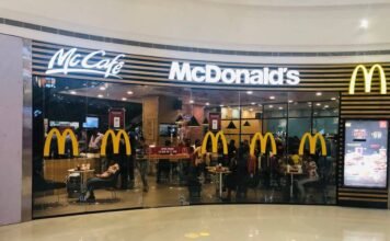 ഫാസ്റ്റ് ഫുഡുകളുടെ രാജാവ്