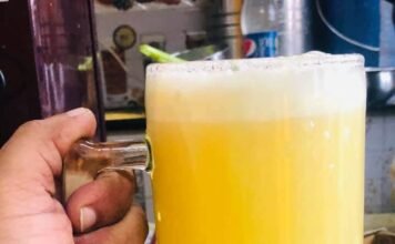 ആറാലുംമൂടൊള്ളൊരു നാരങ്ങാ ഗ്ലാസ് 