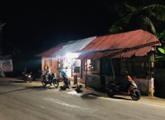 അമ്മാസ് കഫേയിലെ ബീഫും ചിക്കൻ ഫ്രൈയും